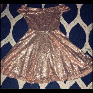 Lulu’s champagne sequin dress